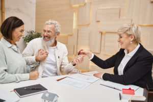 De rol van makelaars in Italië: Wat kopers moeten weten