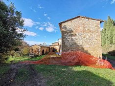 Klein huisje op het platteland te koop in  TORRITA DI SIENA (SI)
