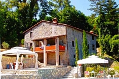 Huis te koop in  GALLICANO (LU)