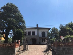 Vrijstaande woning te koop in  CORTONA (AR)