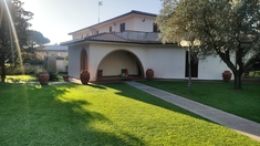 Half-vrijstaande woning te koop in  TARQUINIA (VT)